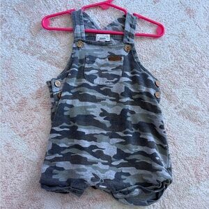 12/18M Mud Pie Gray & Green Camo Baby Romper